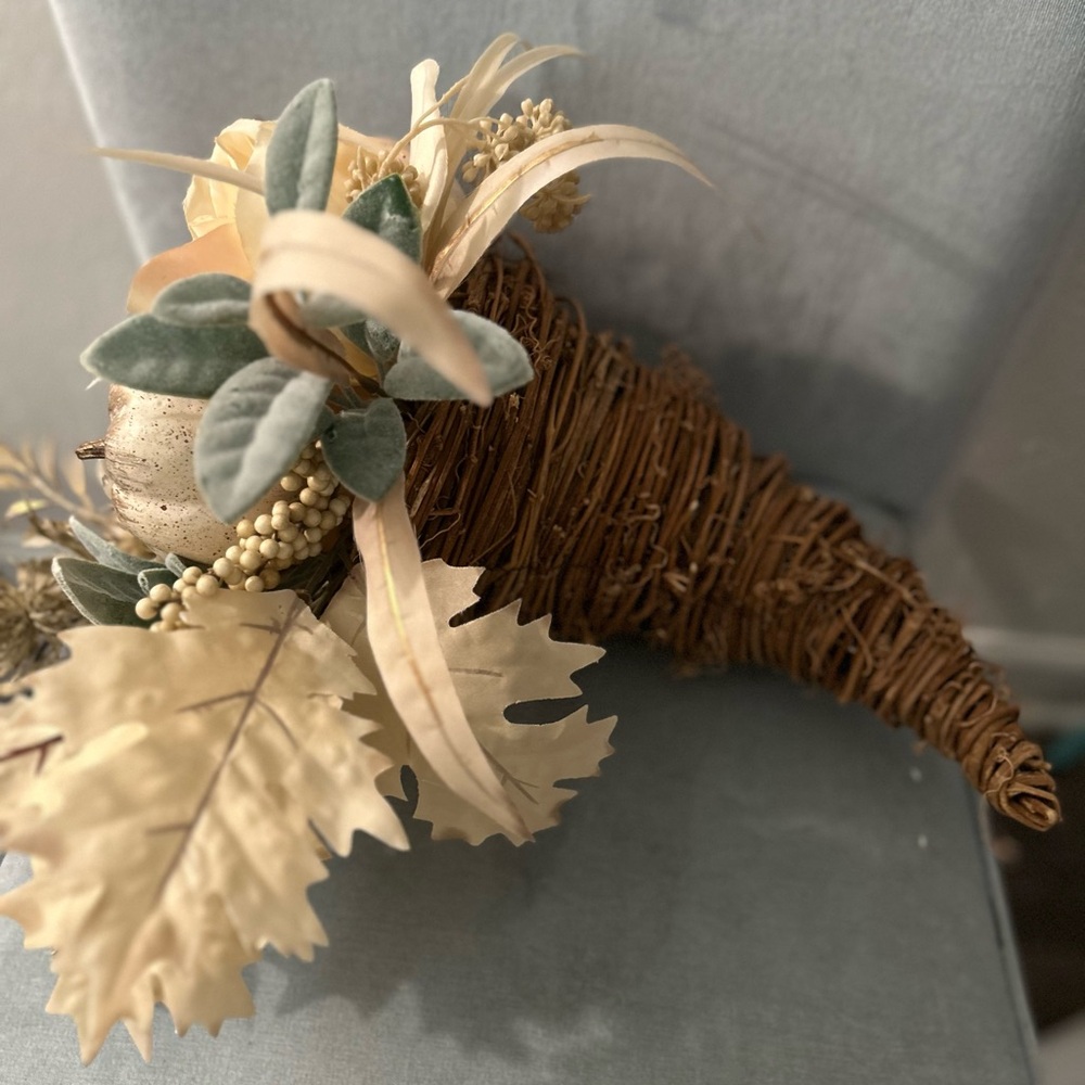 Neutral Fall Pumpkin Floral Cornucopia Arrangement - Brand New